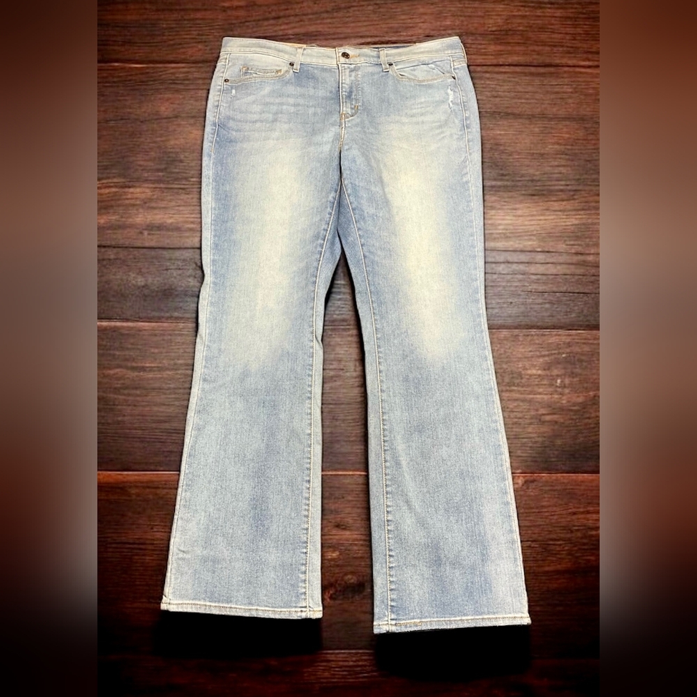 Levi's Women's Vintage Classic Bootcut Jeans 16W Med Rise NWT